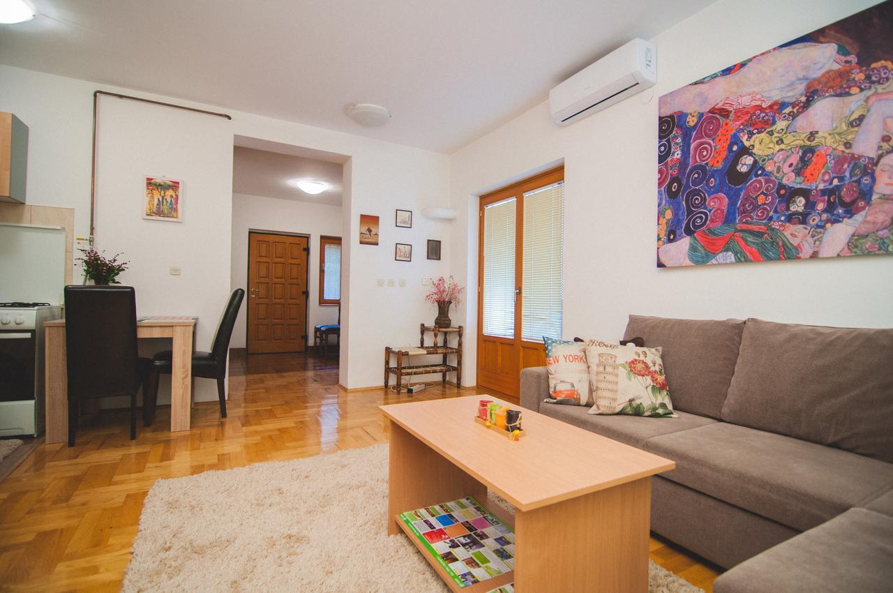 Apartman Lana * Sarajevo