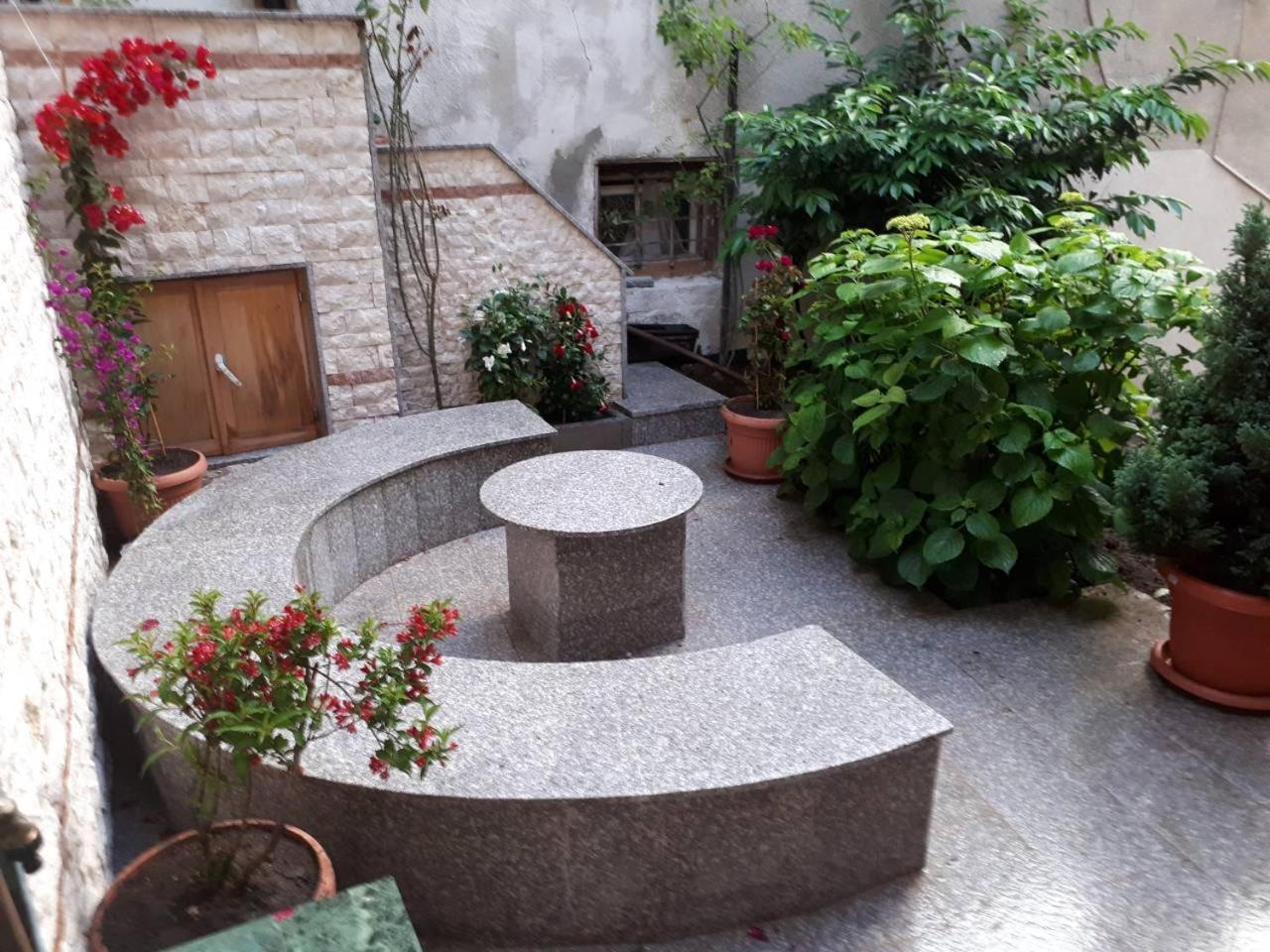 Apartman Lana Apartment *
